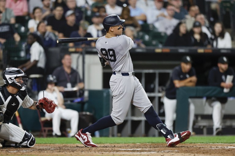 MLB Top Plays Based on Betting Splits, Power Ratings and Trends (August 15)