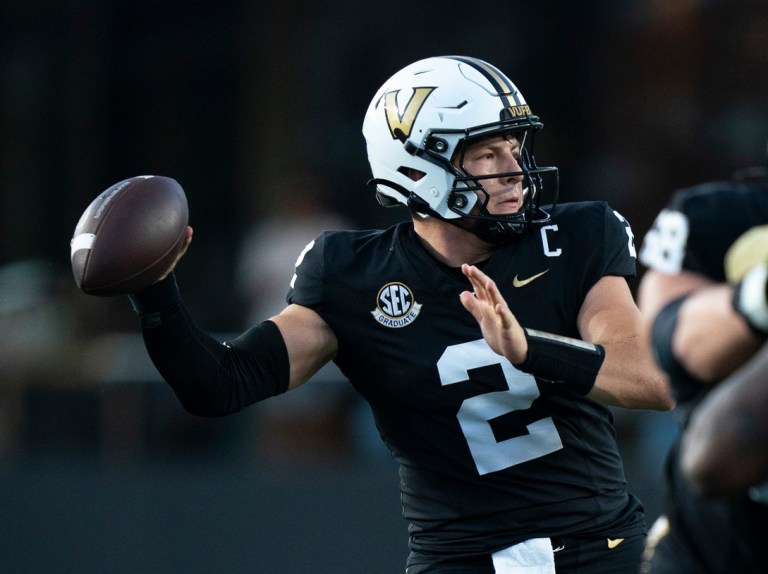 College Football Best Bets December 26-30 from Steve Makinen