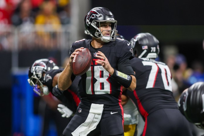 Atlanta Falcons quarterback Kirk Cousins (18) drops back to pass against the Pittsburgh Steelers in the second quarter at Mercedes-Benz Stadium on September 8, 2024.