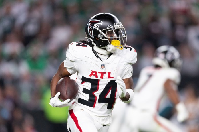 Atlanta Falcons wide receiver Ray-Ray McCloud III (34) runs with the ball during the second quarter against the Philadelphia Eagles at Lincoln Financial Field on September 16, 2024.