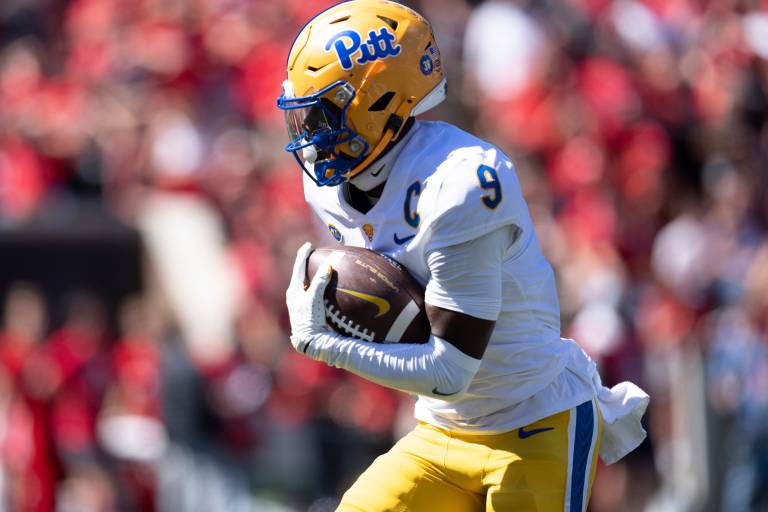 College Football Top Plays Based on Betting Splits, Power Ratings and Trends – Week 10