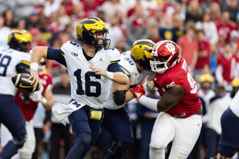 Week 14 College Football Betting Splits Picks and Systems