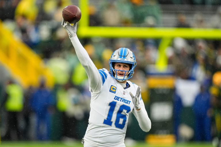 Michael Lombardi: Who is winning the NFL MVP race?