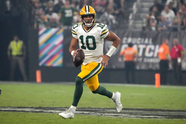 NFL Top Plays Based on Betting Splits, Power Ratings and Trends – Week 12