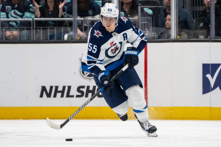 NHL Predictions: Expert Picks on Tuesday, November 12