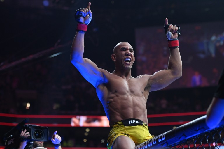 UFC Vegas 102: Rodrigues vs. Cannonier Odds, Picks, Predictions and Best Bets